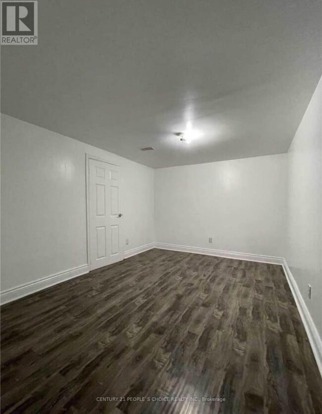 Building Photo - 153 Morton Way