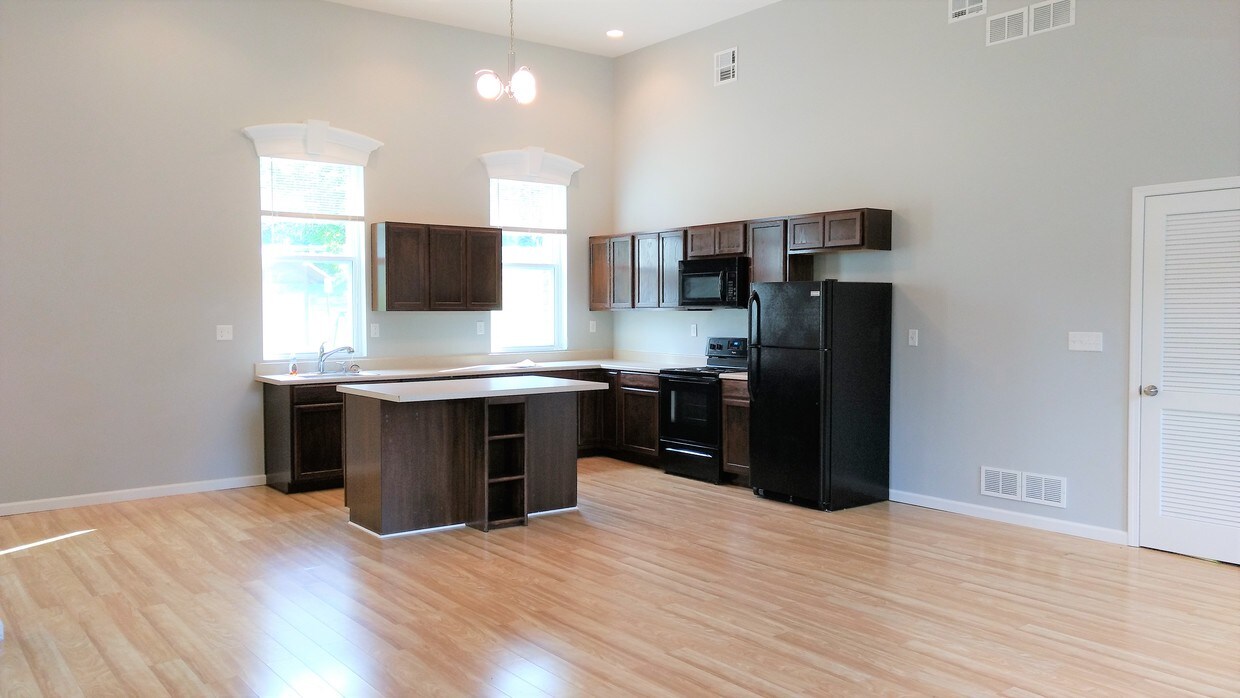 202 Washington Dr, Indianola, PA 15051 Apartments in Indianola, PA