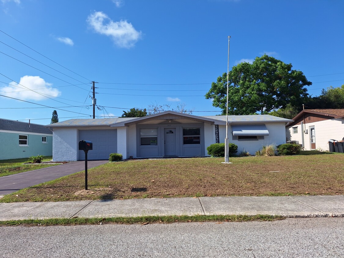 Foto principal - 5117 Beacon Hill Dr