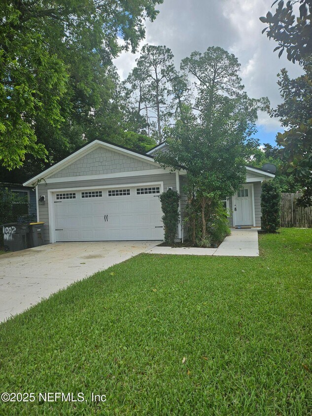 Foto principal - 1002 Ingleside Ave