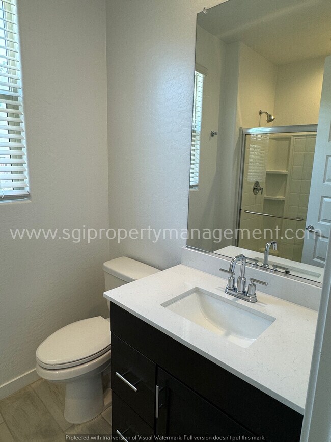 Foto del edificio - 644 S Heron Ln