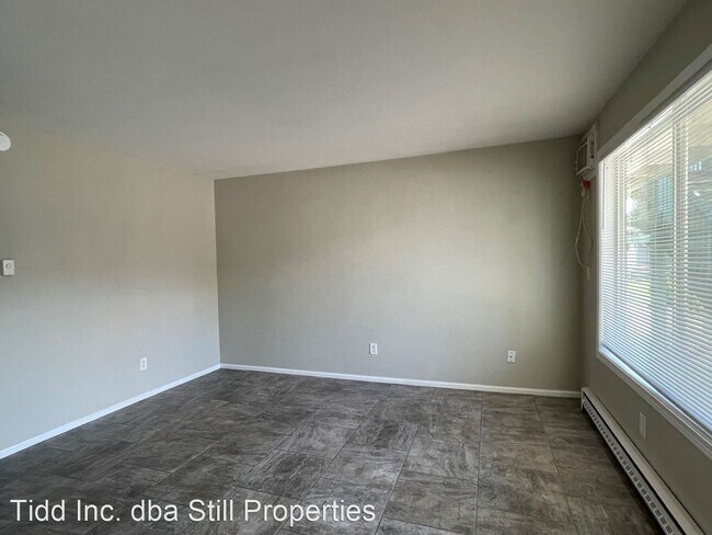 Building Photo - 1 br, 1 bath House - 10 S Cove, Unit 31