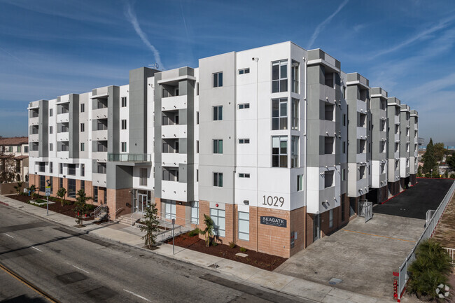 Seagate Homes Apartments