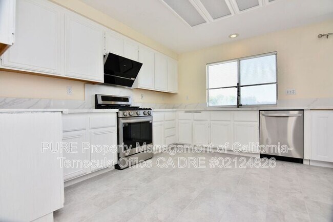Building Photo - 31622 Loma Linda Rd