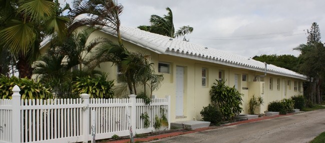 Foto del edificio - 1815-1825 McKinley St