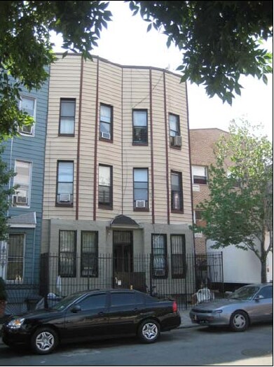 Primary Photo - 1044 Decatur St