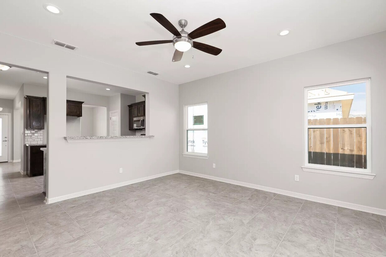 2377 Grove Ln, Brownsville, TX 78526 House Rental in Brownsville, TX