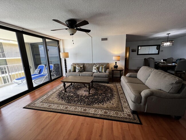 Building Photo - 3200 S Ocean Blvd