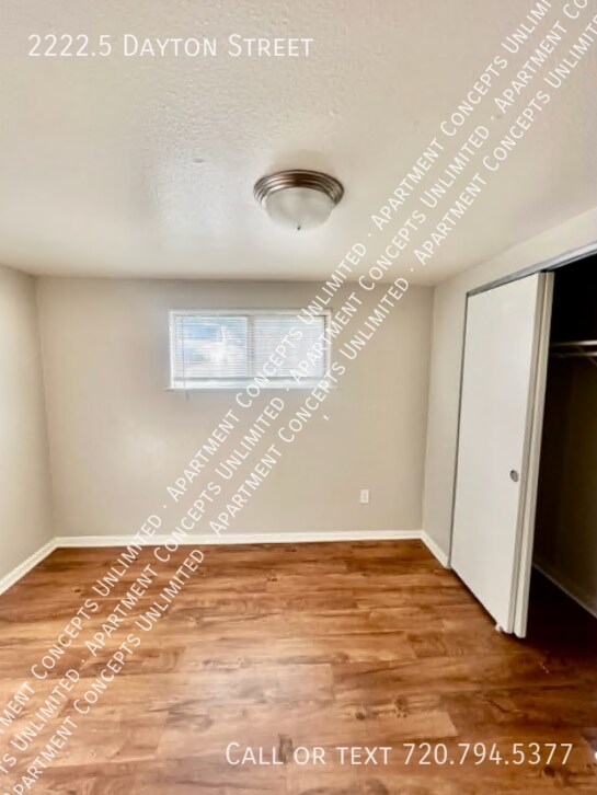 Foto del edificio - 2222.5 Dayton St