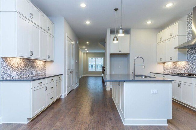 Foto del edificio - 831 Bankston Wds Wy