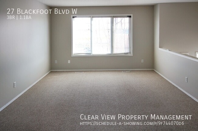 Building Photo - 3 bedroom townhouse on west side Blackfoot...