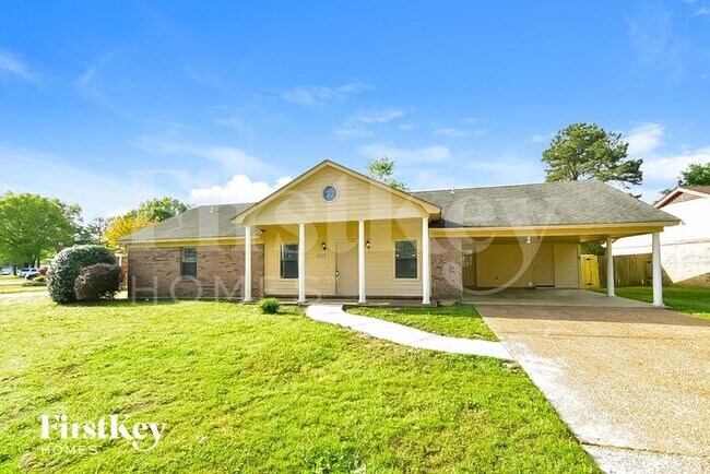 Foto del edificio - 7357 Doncaster Ln