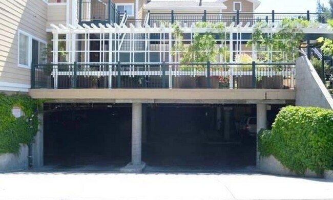 Foto del edificio - 1192 Walker Ave