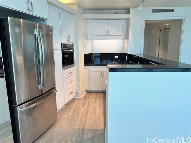 Foto del edificio - 1330 Ala Moana Blvd