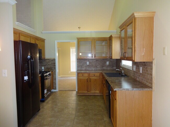 Foto del edificio - 2160 Laurel Pointe Ln