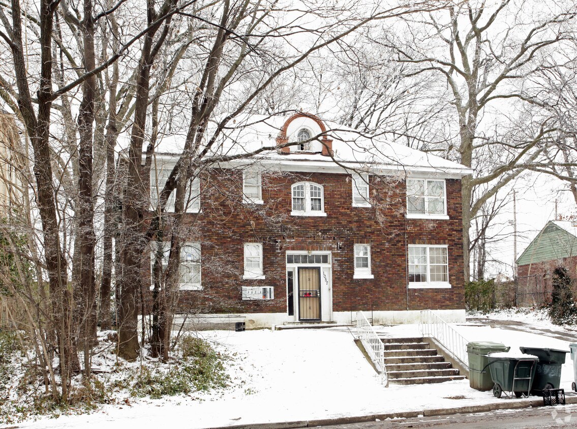 Building Photo - 1057 Peabody Ave