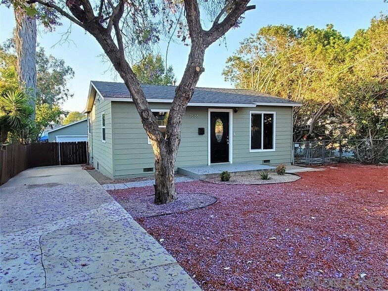 Primary Photo - 7686 Marie Ave