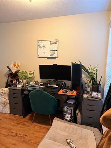 Foto del edificio - 5644 Giddyup Ln