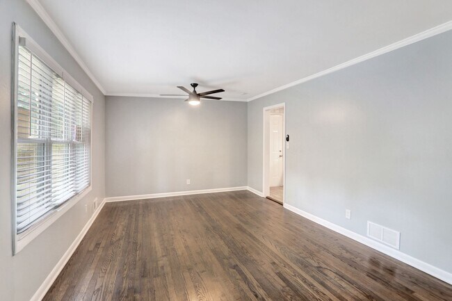 Foto del edificio - 2710 Dunmoreland