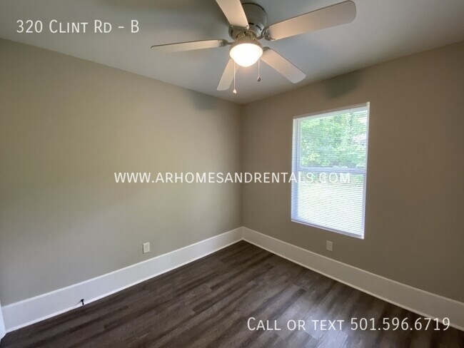 Building Photo - 320 Clint Rd - B | $825 | 2 beds, 1 full bath