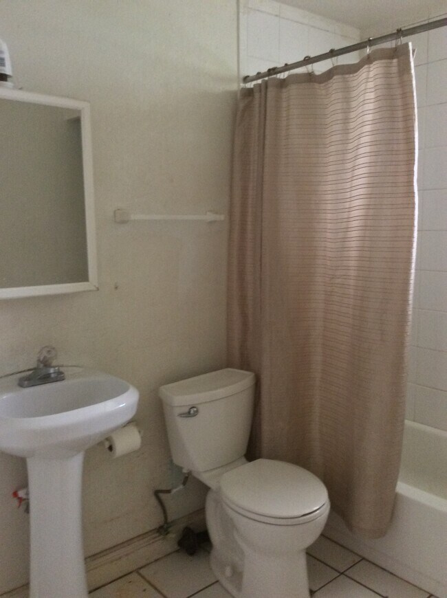 Foto del edificio - 591 SW 51st Ave