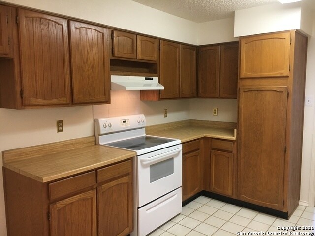 Foto del edificio - 13711 Stoney Hill