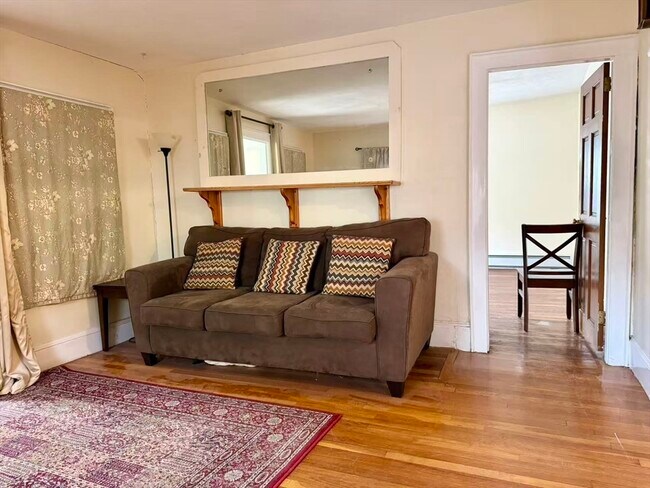 Foto del edificio - 24 Arden St