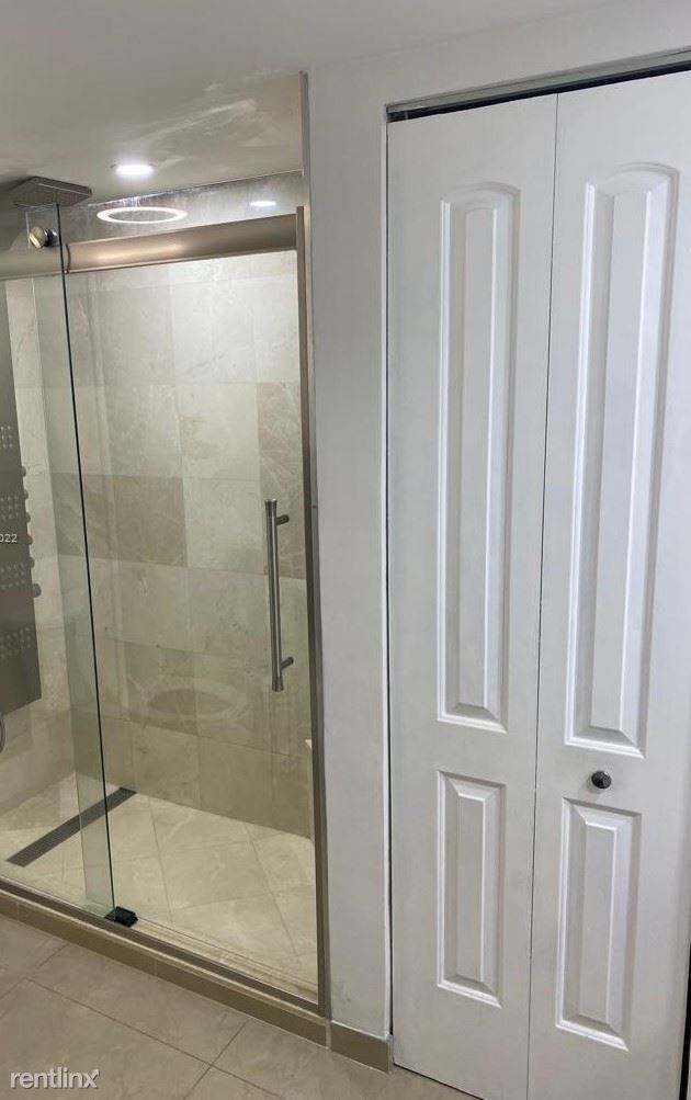 Foto del edificio - 3 br, 2 bath Townhome - 12178 Saint Andrew...
