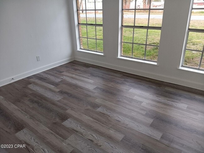 Building Photo - 3617 Treasure Cir