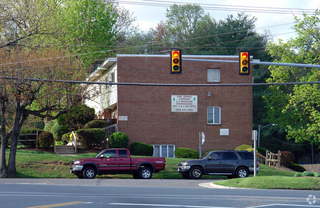 Foto del edificio - Pine Spring Gardens