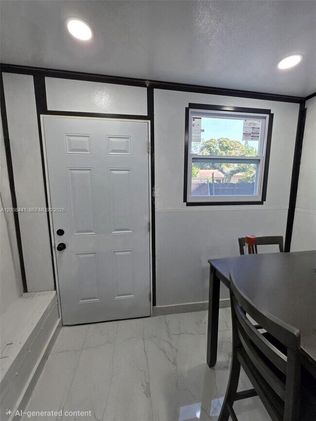 Foto del edificio - 19393 NW 30th Ct