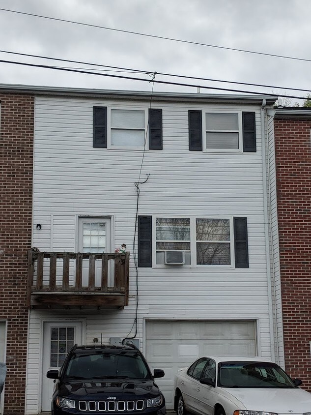 50 North Front Street, York Haven, PA 17370 Townhouse for Rent in