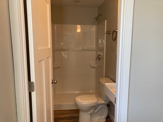 Foto del edificio - 304 Main St