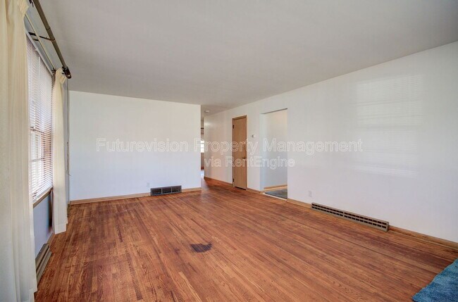 Foto del edificio - 509 E Jefferson St