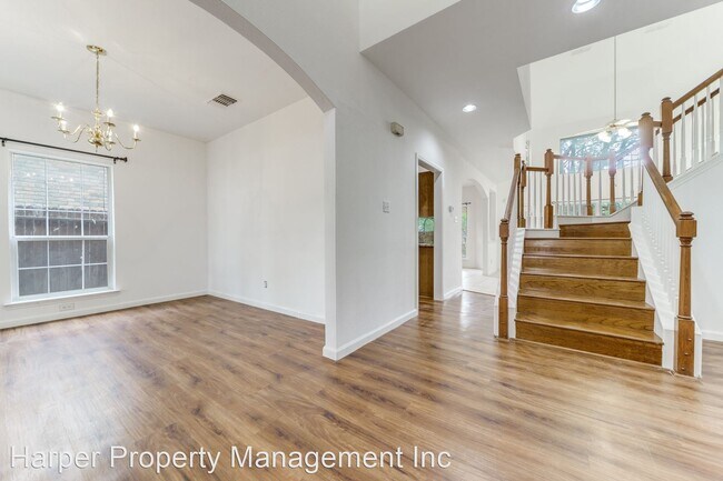 Building Photo - 3 br, 2.5 bath House - 11423 Lima Dr