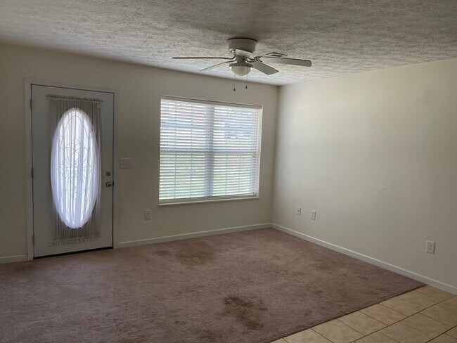 Building Photo - 1706 Watauga St