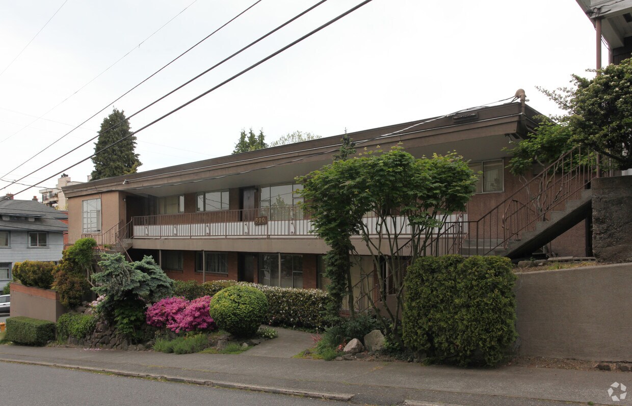 Foto principal - 500 E Roy St