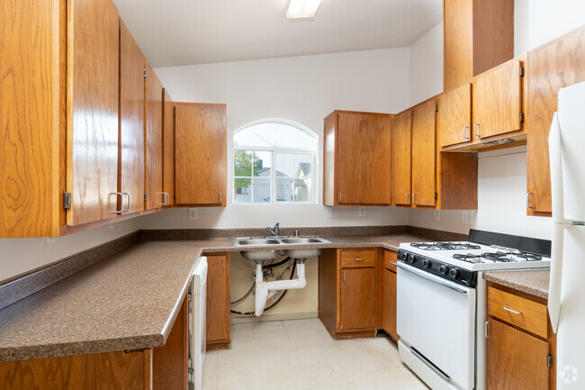 3HAB, 2BA- 1,504 ft² - Cocina - Ruben Heights