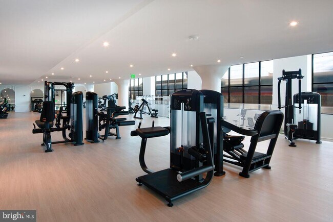 Foto del edificio - 809 Poplar St