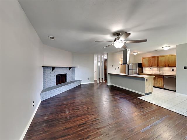 Building Photo - 912 Sunny Slope Dr