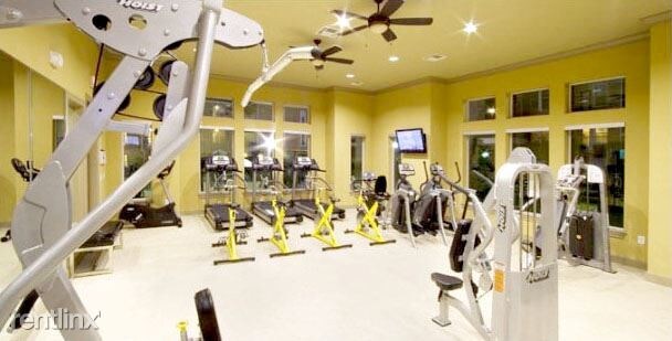 Foto del edificio - 6616 Farm to Market Rd 1488