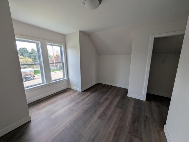 Foto del edificio - 17334 N Main St