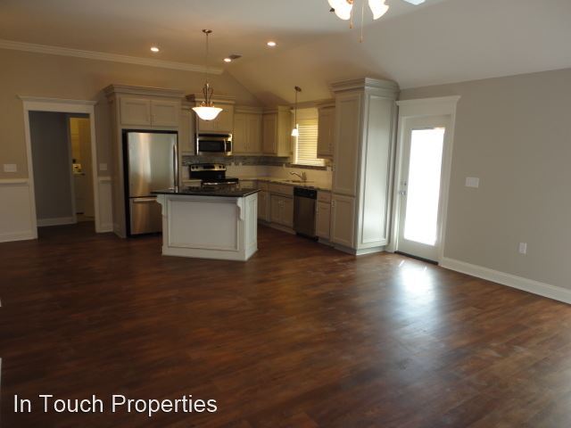 Building Photo - 4 br, 2 bath House - 3988 Taylor Way