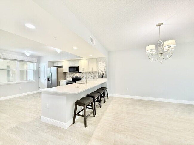 Foto del edificio - 960 Starkey Rd