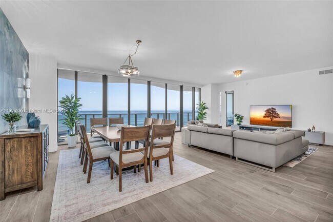 Foto del edificio - 900 N Ocean Blvd