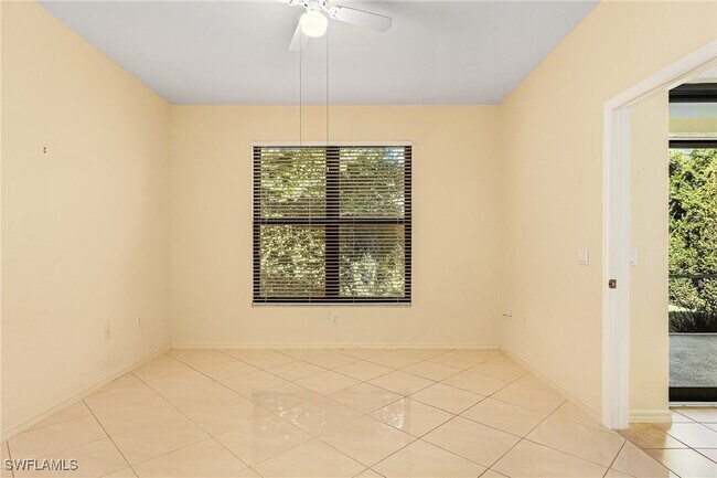 Foto del edificio - 7780 Woodbrook Cir