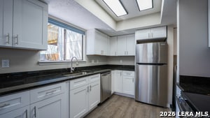 Foto del edificio - 9914 Ardash Ln