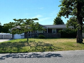 Building Photo - 456 Hulse Ave