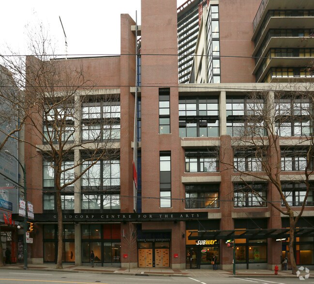 Photo du bâtiment - 139-149 W Hastings St