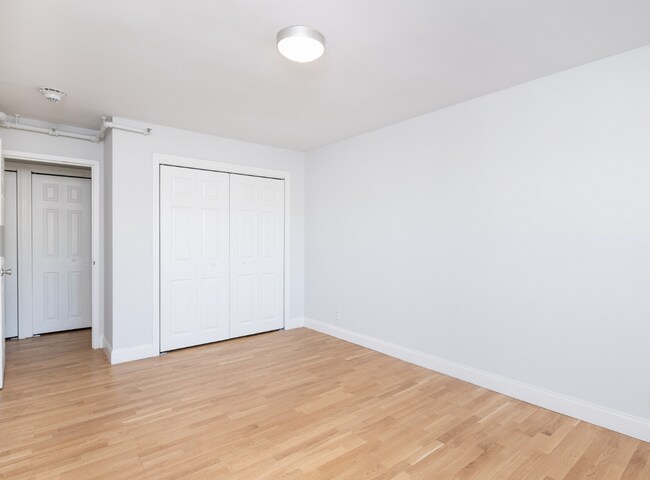 Foto del edificio - 1422 Columbia Rd
